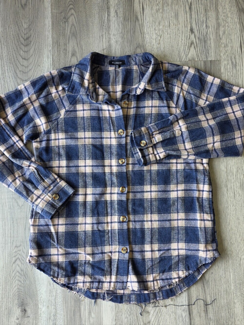 Blu Pepper Navy Plaid Raw-Hem Shacket with Pockets – Medium